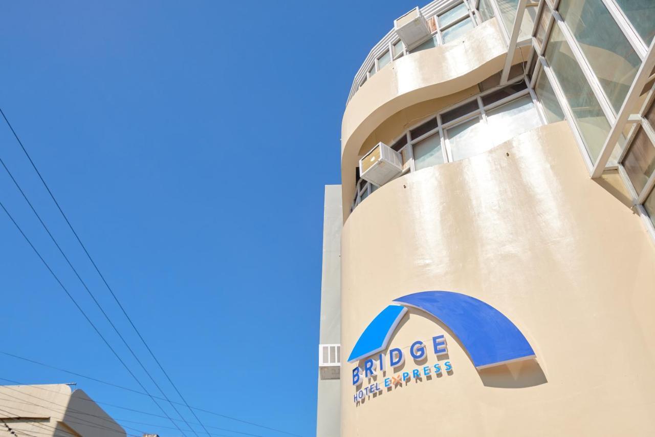 Bridge Hotel Express カガヤン・デ・オロ エクステリア 写真